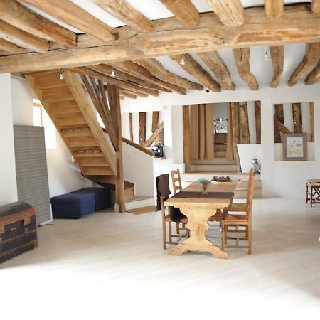 La Bergerie Du Chateau De Pommeuse Exteriör bild